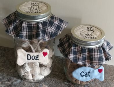 cat_dog_jars.jpg